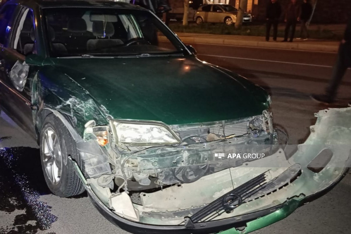 Gəncədə avtomobil iki piyadanı vurdu