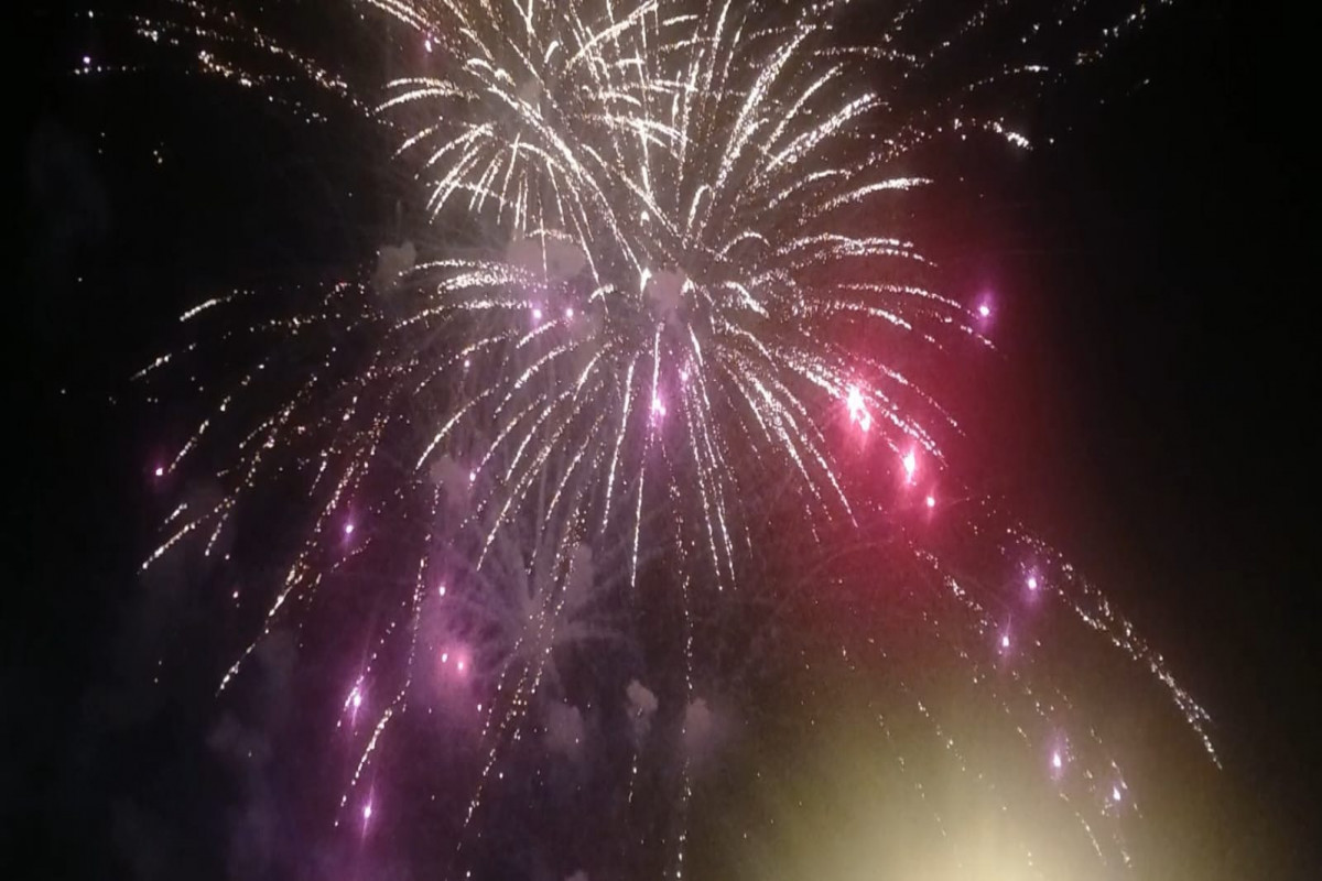 Gəncədə Zəfər Günü münasibətilə konsert və atəşfəşanlıq olub