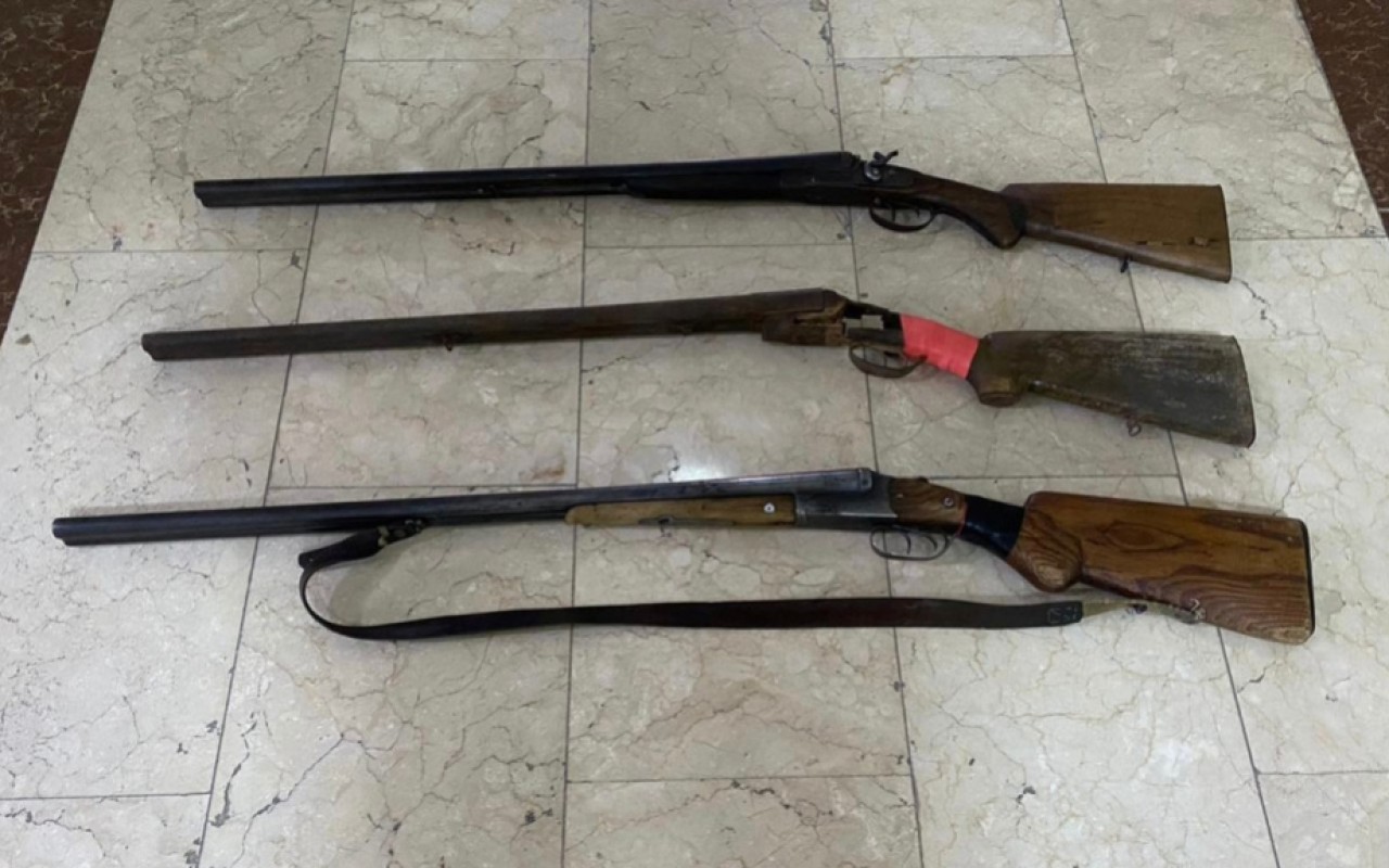 Polis qanunsuz saxlanılan silah-sursat aşkarladı