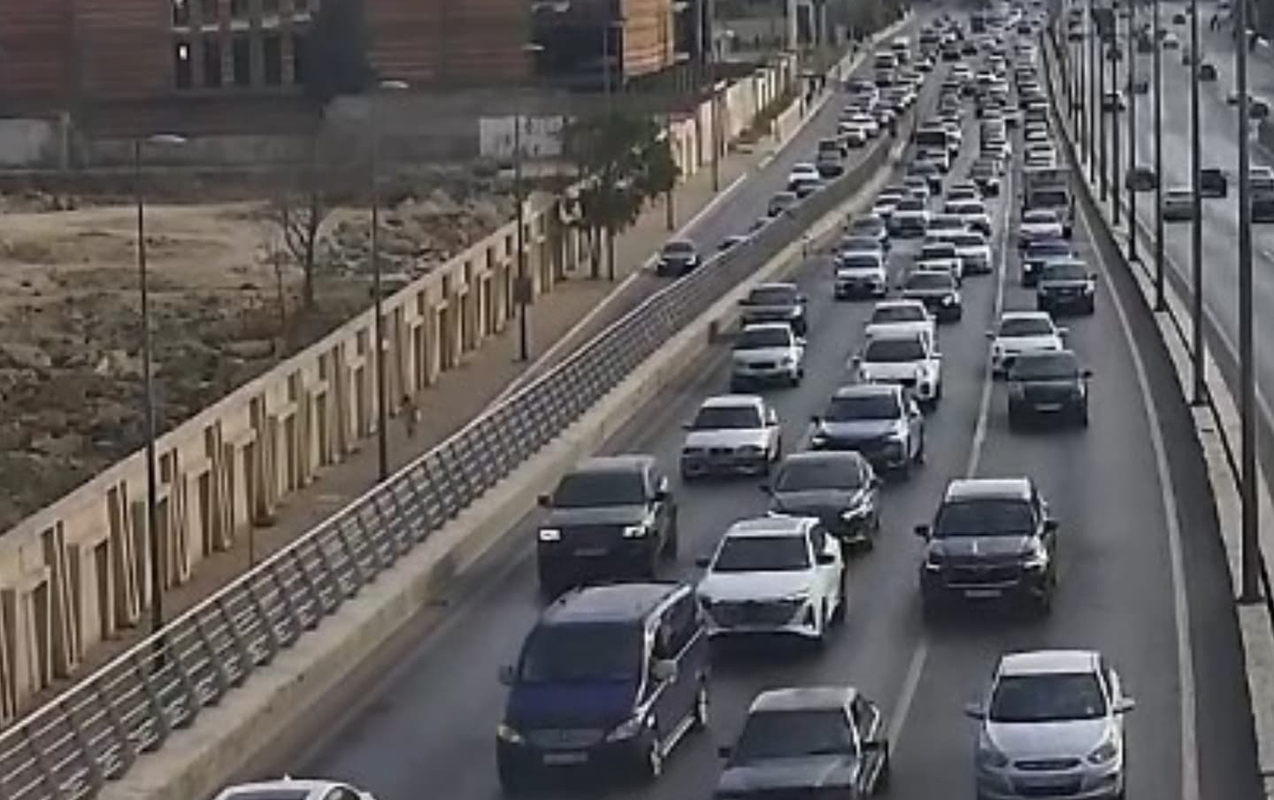 Bakıda bu yollarda sıxlıq var - SİYAHI