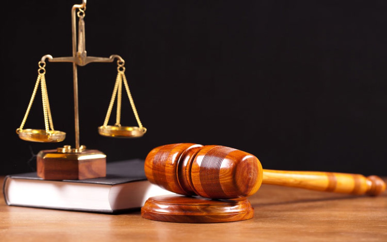 Pasiyentin ölümünə səbəb olmaqda təqsirləndirilən həkimin cəzası azaldıldı