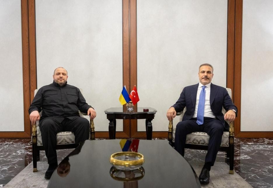 Hakan Fidan Ankarada Rustem Umerovla görüşüb