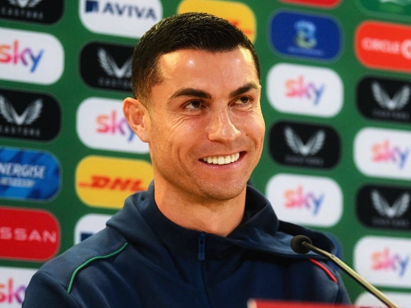 Ronaldodan 1000-ci qolu vurması barədə verilən suala CAVAB