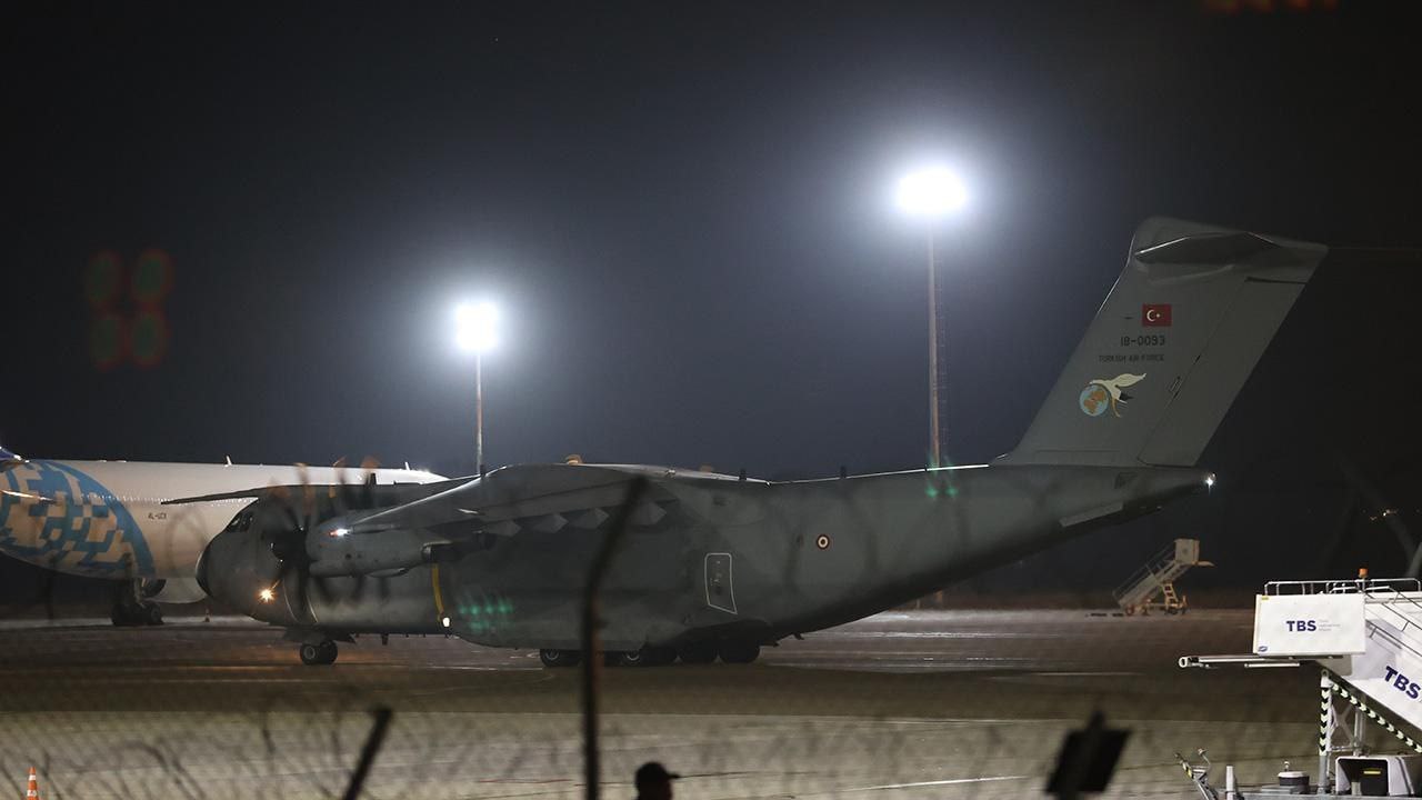 Təyyarə qəzasında həlak olan hərbçilərin nəşi Gürcüstandan Türkiyəyə gətirilib