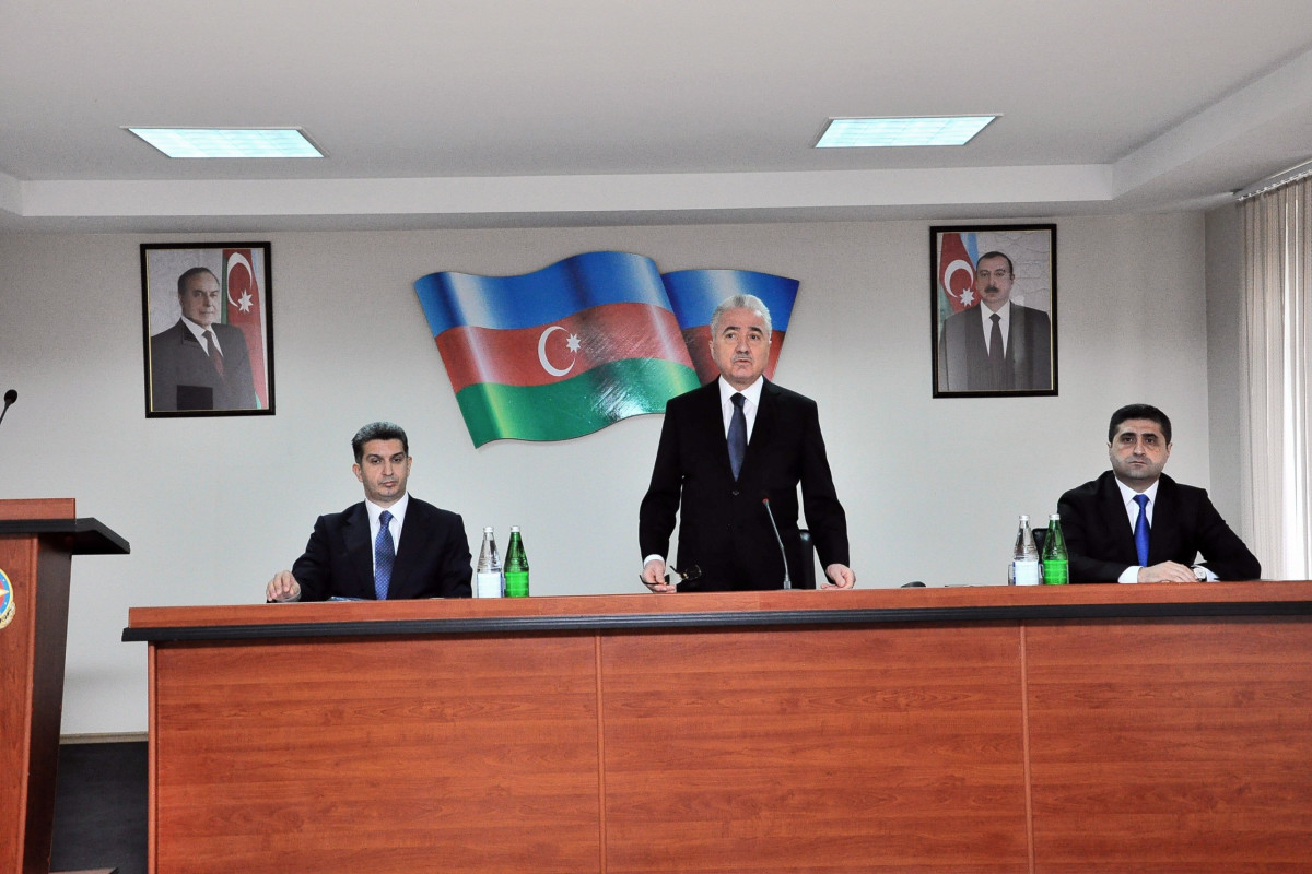 Göygölün yeni icra başçısı kollektivə təqdim olundu