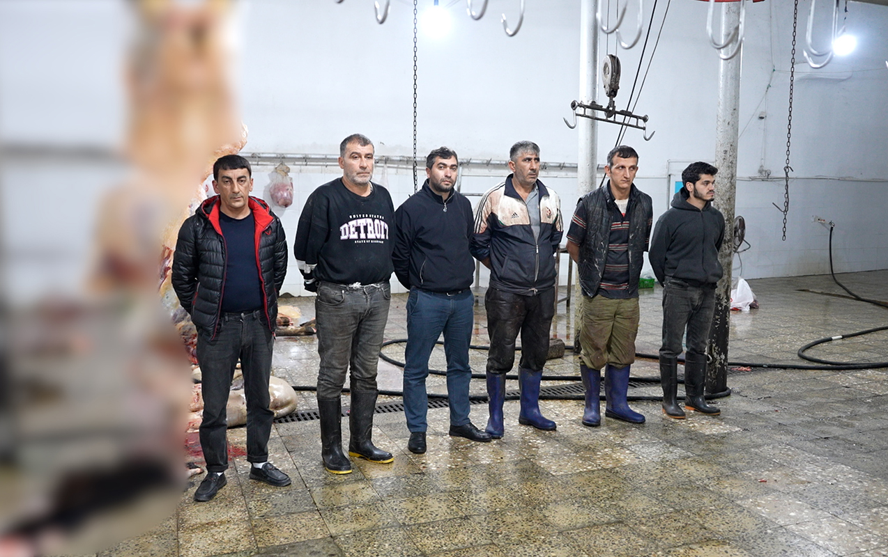 2 tona yaxın yararsız əti keyfiyyətli ət kimi satışa çıxardılar - VİDEO