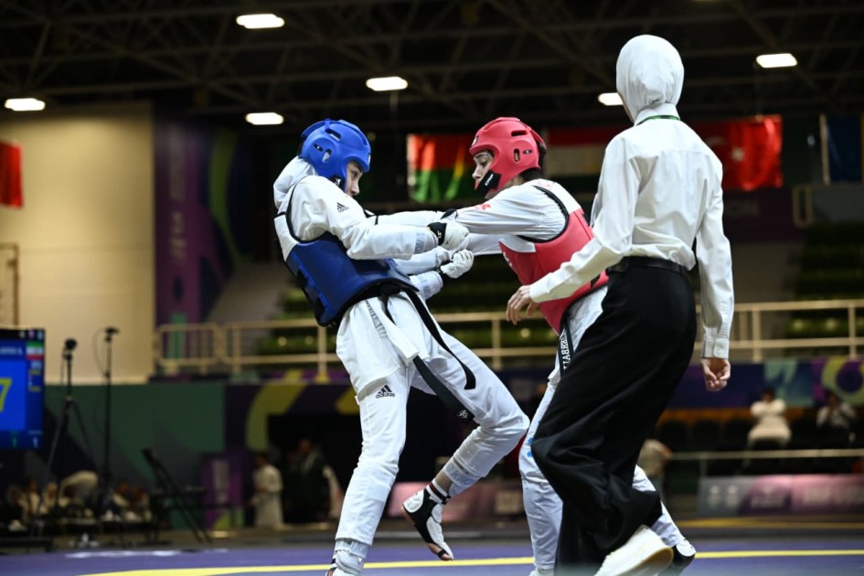 Azərbaycan taekvondoçusu İslamiadada gümüş medal qazandı