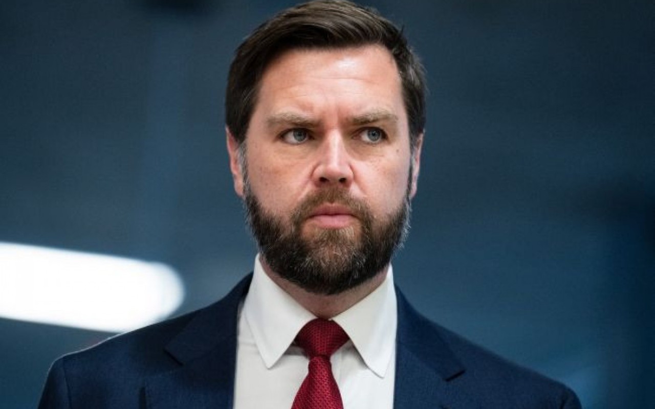 ABŞ vitse-prezidenti qəzaya düşdü