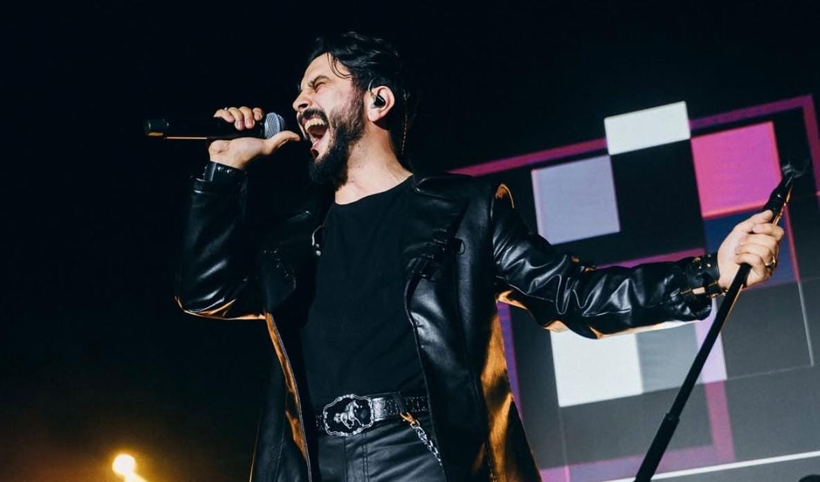 Mərdanın sosial mesajlı anşlaqla keçən konserti - VİDEO