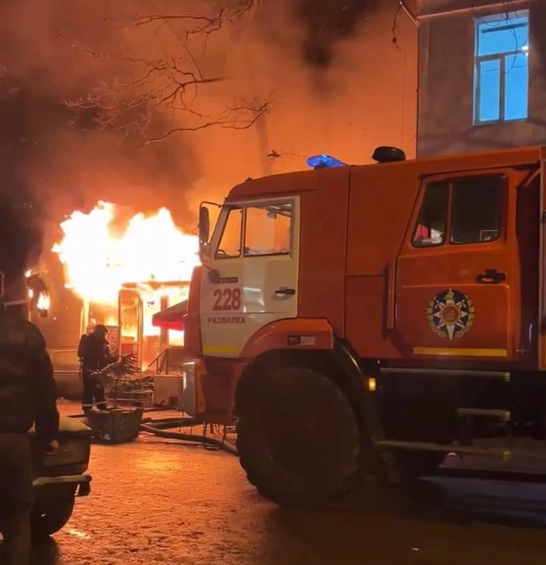 Moskvada azərbaycanlı kafedə yanaraq öldü