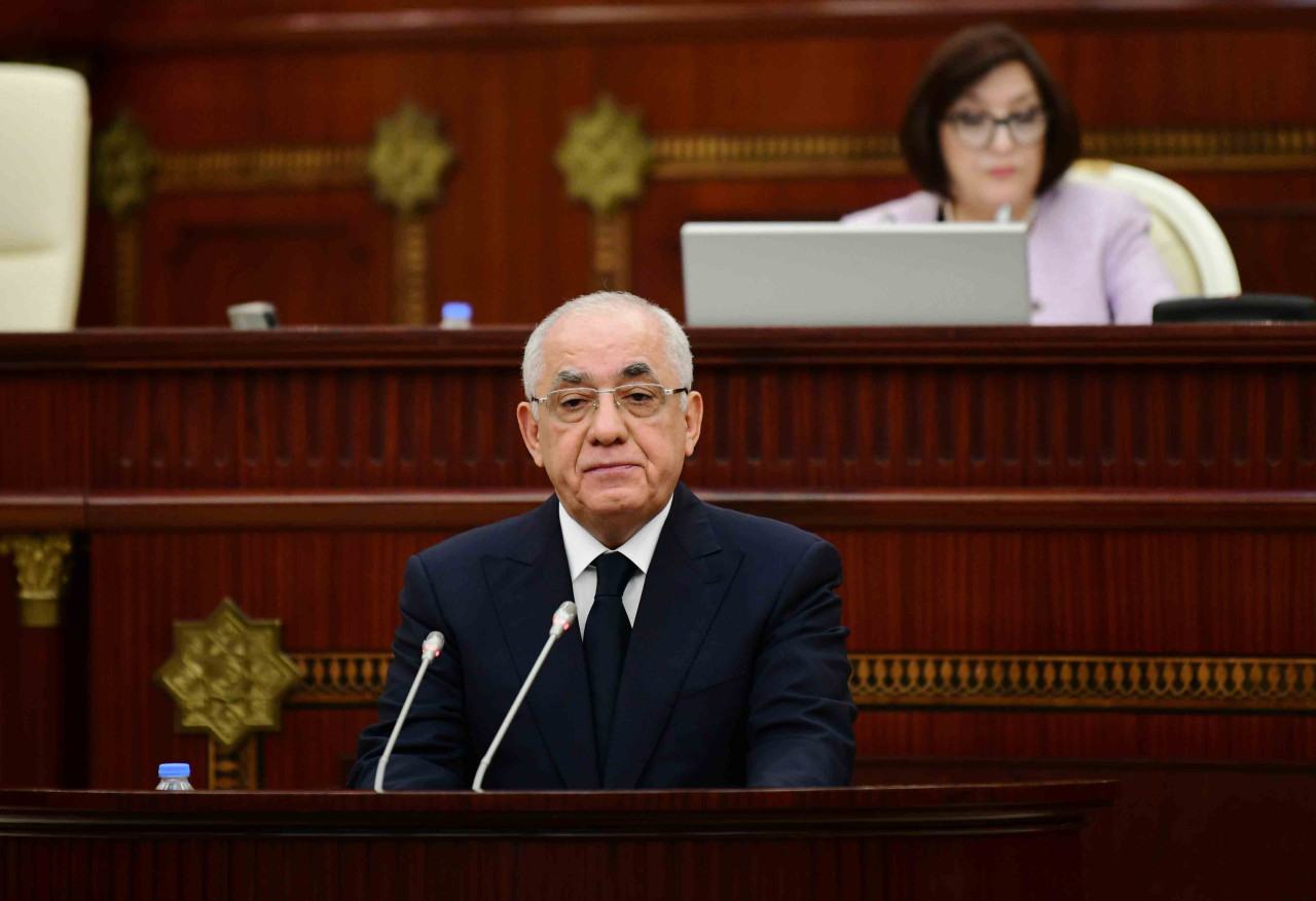 Baş nazir əlilliyi olan şəxslərlə bağlı qərarı dəyişdi - Bundan sonra...