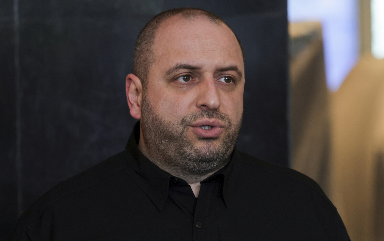 Rustem Umerov Ukraynaya qayıdıb