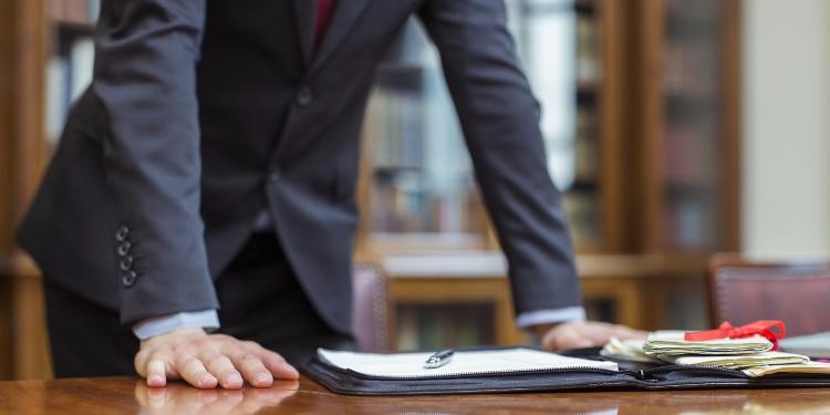 “İşsiz çox, maaş az” – Mütəxəssis real vəziyyəti AÇIQLADI