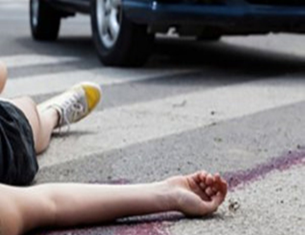 Bakıda avtomobilin vurduğu qadın ölüb