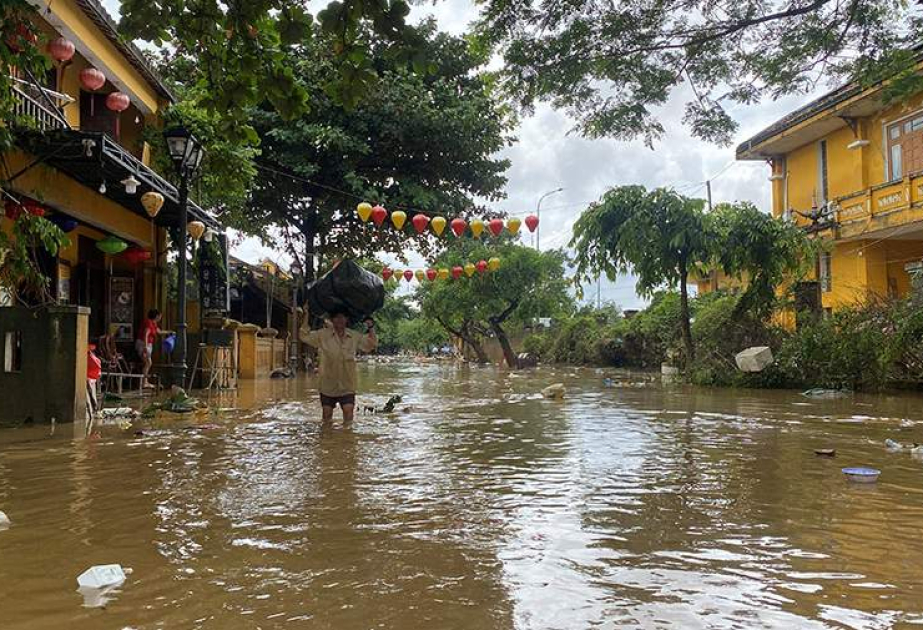 Vyetnamda daşqınlar nəticəsində ölənlərn sayı artdı