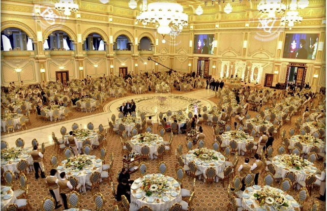 Bakıda şadlıq evində kişi oynadığı yerdə öldü