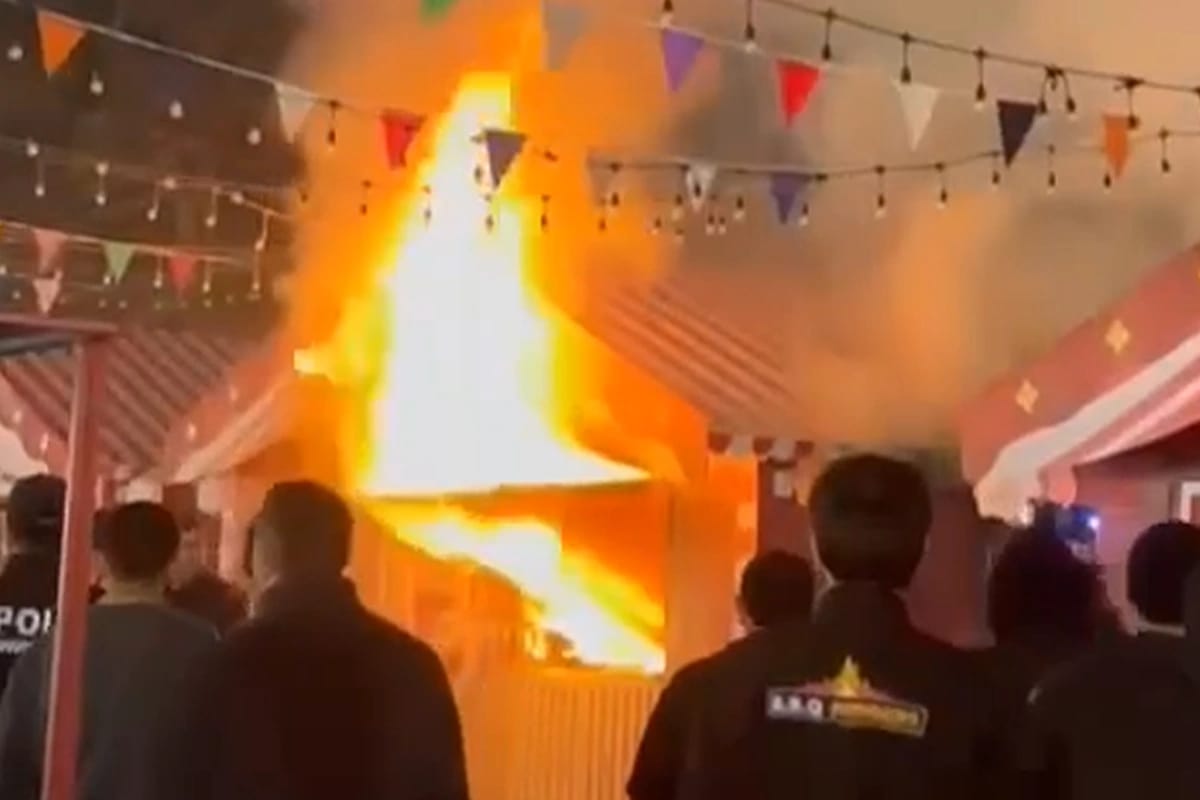 Fəvvarələr meydanında yanğın baş verib