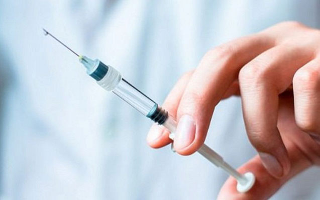 Klinikada iynə vurulan qadın öldü