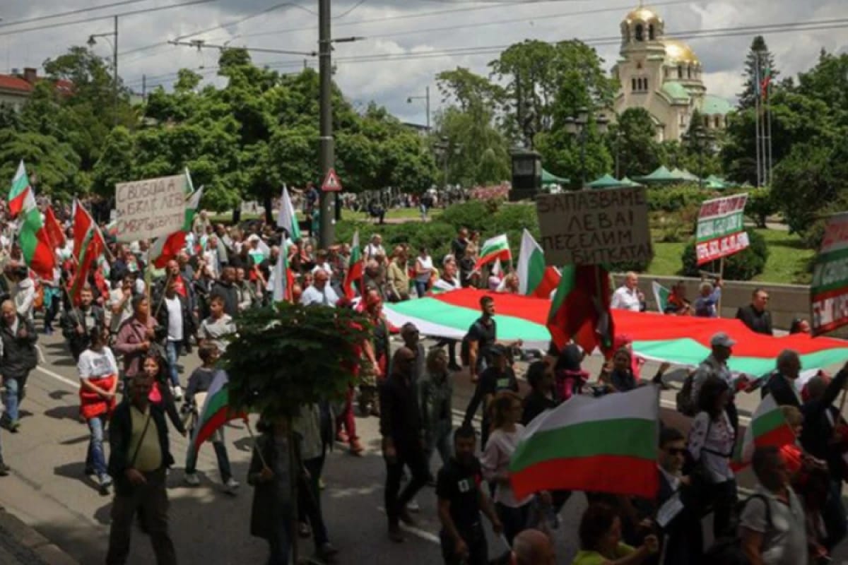 Bolqarıstanda büdcə qanununa görə kütləvi etirazlar keçirilir