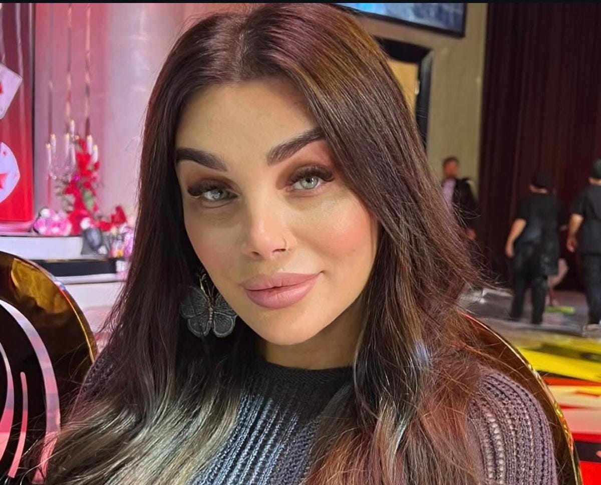 Şəfəq Novruz erməni müəllimi ilə - FOTO