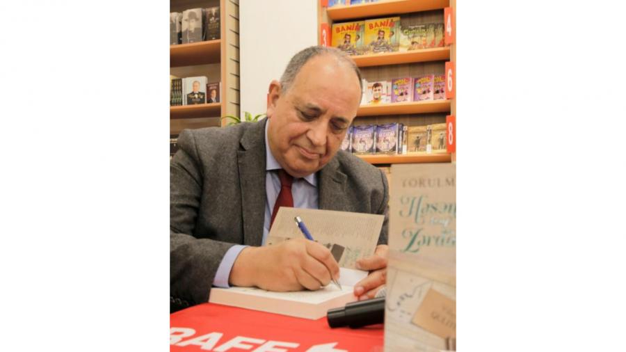 Vilayət Quliyevin kitabının təqdimatı və imza mərasimi keçirilib - FOTO