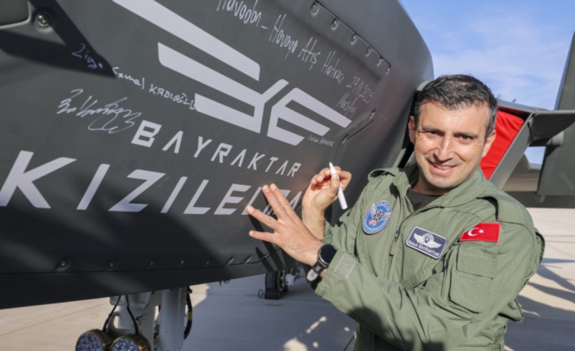 Bayraktar pilotsuz döyüş təyyarəsi ilə dünyada bir ilkə imza atıb