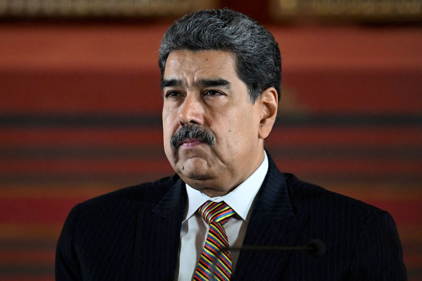 Maduro istefa verməyə hazır olduğunu açıqlayıb