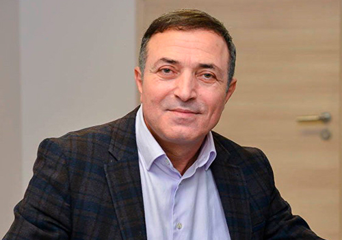 "Dünyanın başqa ölkələrinə gedəndə məni tanıyan insanları görmək çox xoşdur" - Xalq artisti