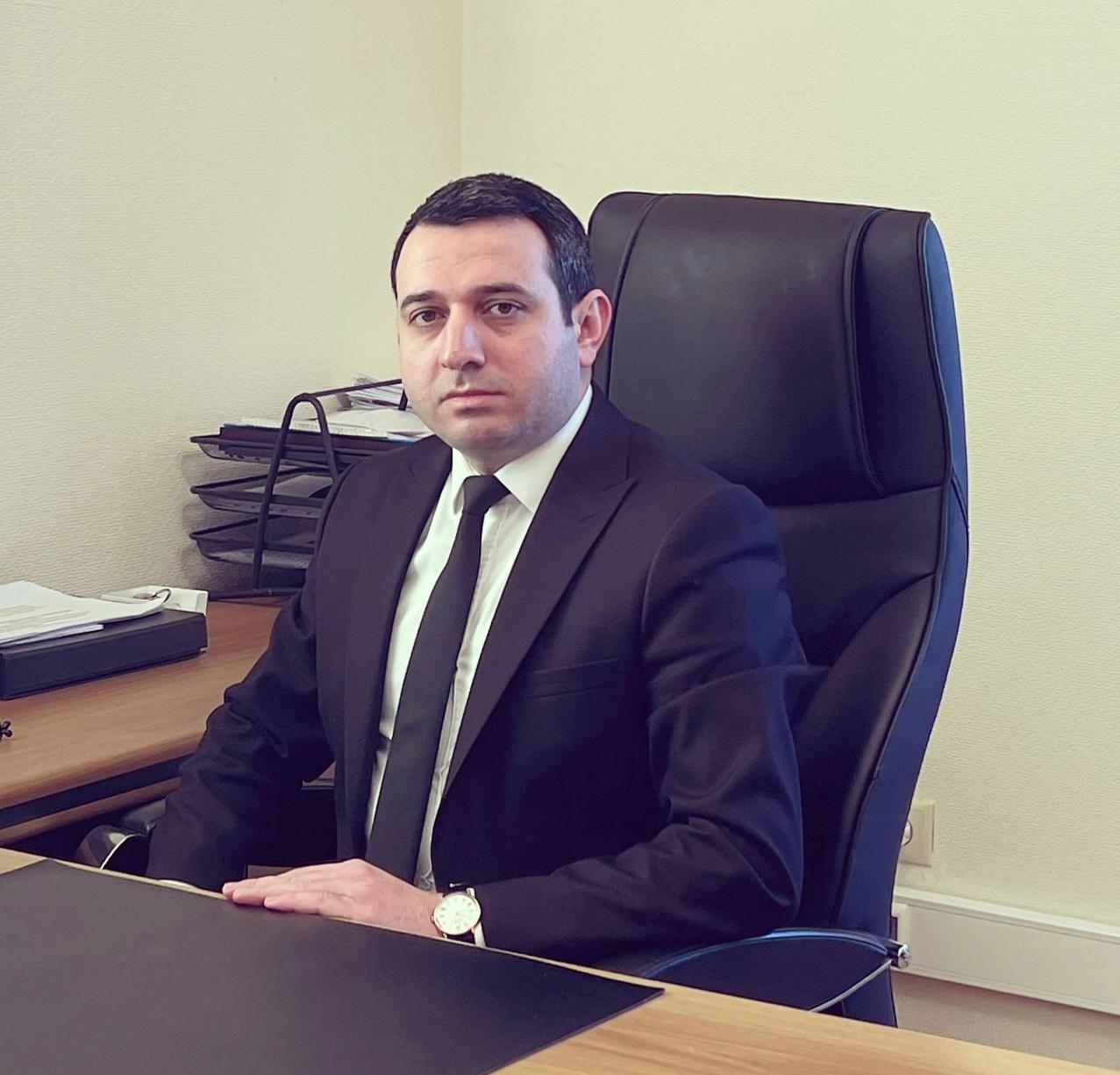 Obyekt sahiblərinin azyaşlı uşaqlarla bağlı bilməli olduğu faktlar - Vəkil açıqladı