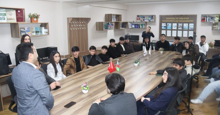 “Gənclər danışır” layihəsi: Gənclər üçün yeni onlayn platforma istifadəyə verildi - FOTOLAR