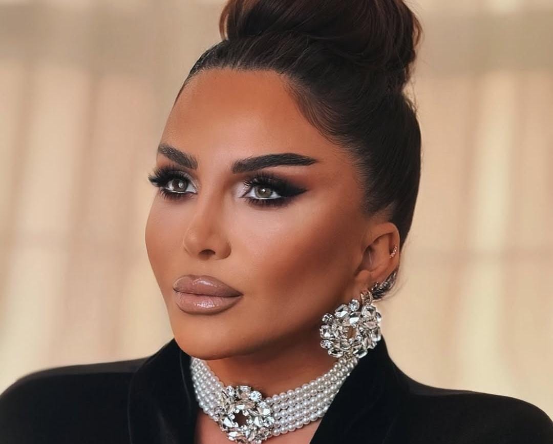 "Toydan toy tutmursansa, müğənni deyilsən" - Zemfira