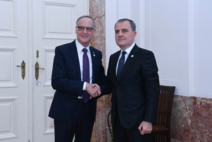 Azərbaycan və Kanada rəsmiləri ikitərəfli əməkdaşlığı müzakirə ediblər