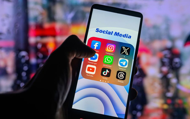 Avstraliya dünyada ilk dəfə yetkinlik yaşına çatmayanlar üçün sosial şəbəkələri qadağan etdi