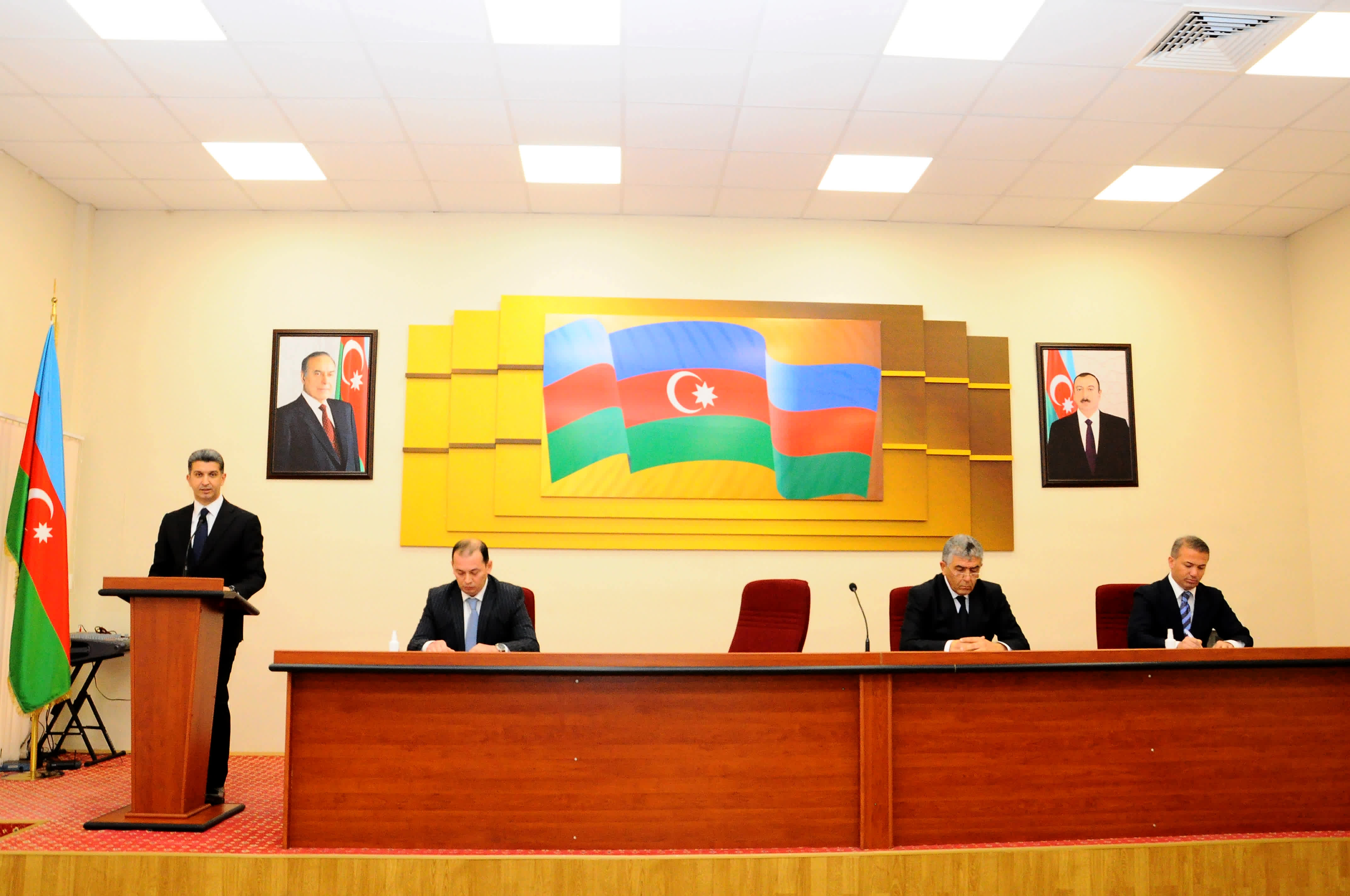 Göygöldə sahibkar və fermerləri maraqlandıran məsələlər müzakirə edildi - FOTOLAR