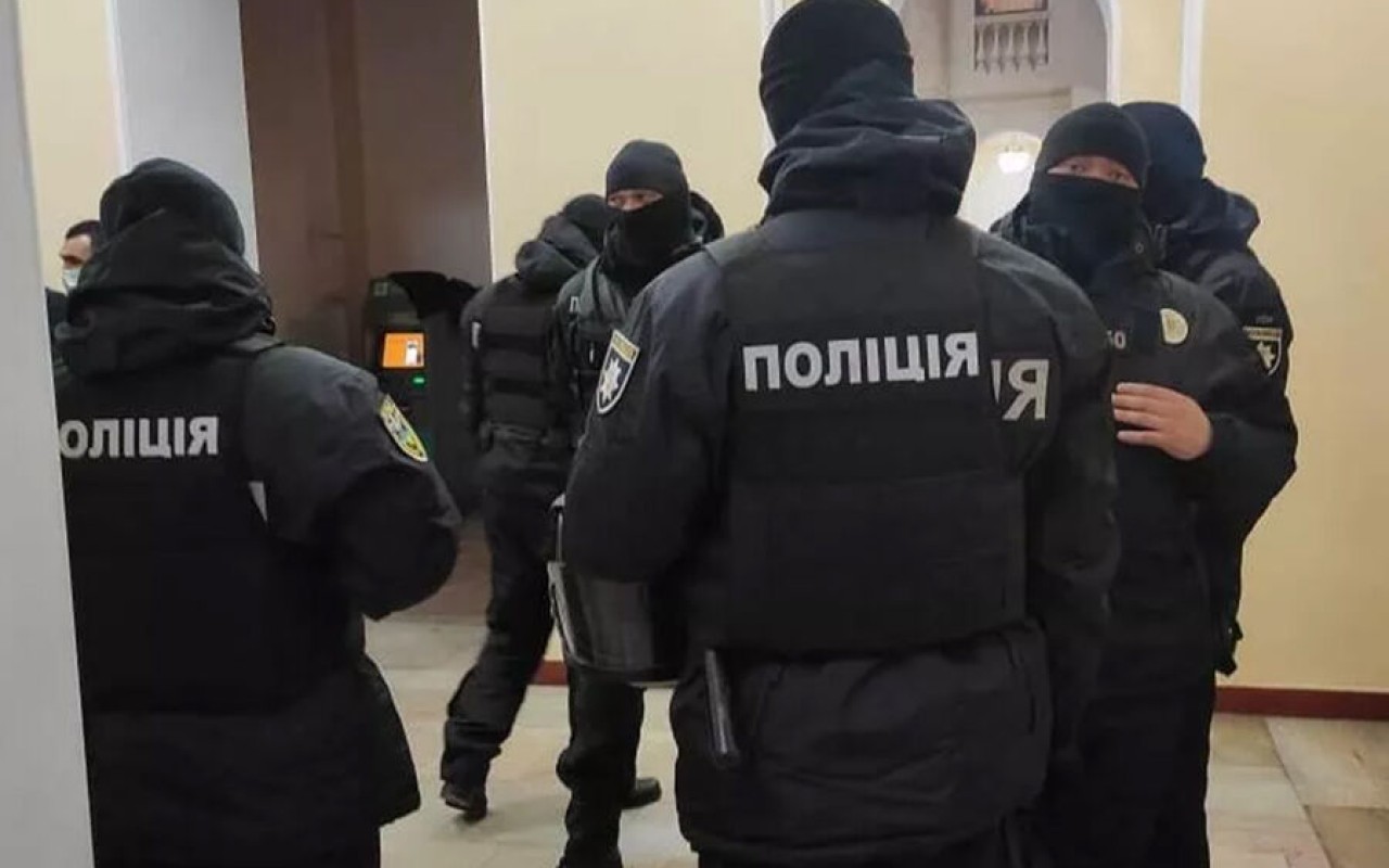 Kiyev metrosunda partlayış - Yaralılar var