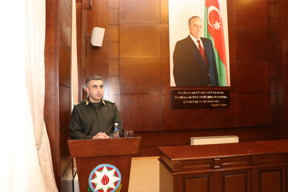 Hərbi Prokurorluqda Ümummilli Lider Heydər Əliyevin anım gününə həsr olunan tədbir keçirilib - FOTOLAR