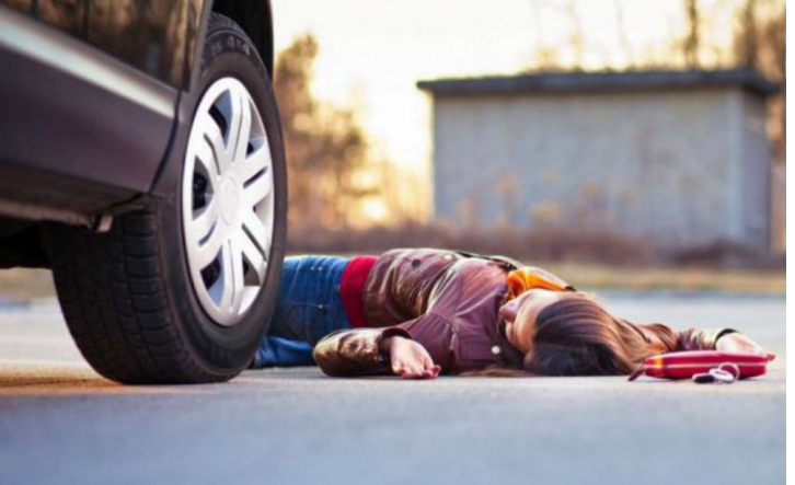 Gəncədə yük avtomobili yaşlı qadını vuraraq öldürüb