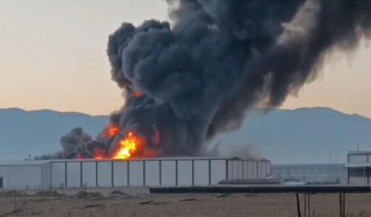 Türkiyədə fabrikdə güclü yanğın baş verib