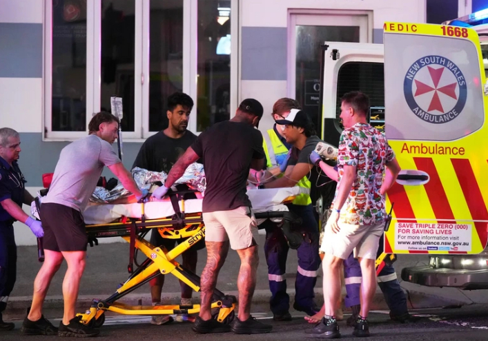 Sidneydə baş verən atışma nəticəsində ölənlərin sayı 12-yə çatıb