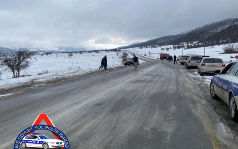 Yol polisindən hava şəraiti ilə əlaqədar sürücülərə müraciət