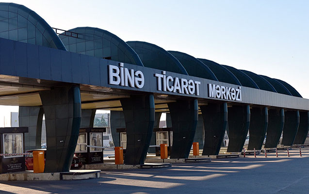 Binə TM-də elektrik dirəyi aşdı - Saatlardır işıq yanmır