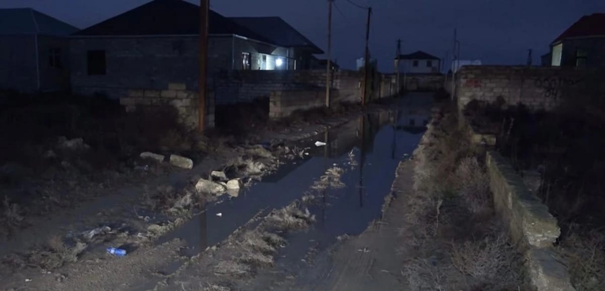 "Uşaqlar məktəbə gedə bilmirlər": Hövsanda yol problemi niyə həllini tapmır? - VİDEO