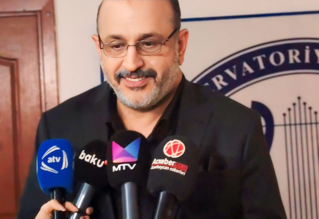 "Bayağılığa qaçmaq olmaz" - Eyyub Yaqubov