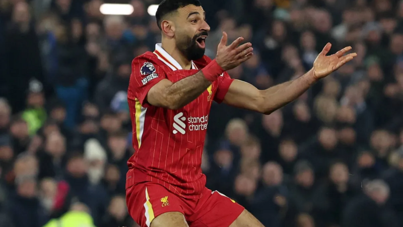 Salah "Qalatasaray"a keçid üçün şərtlərini açıqladı