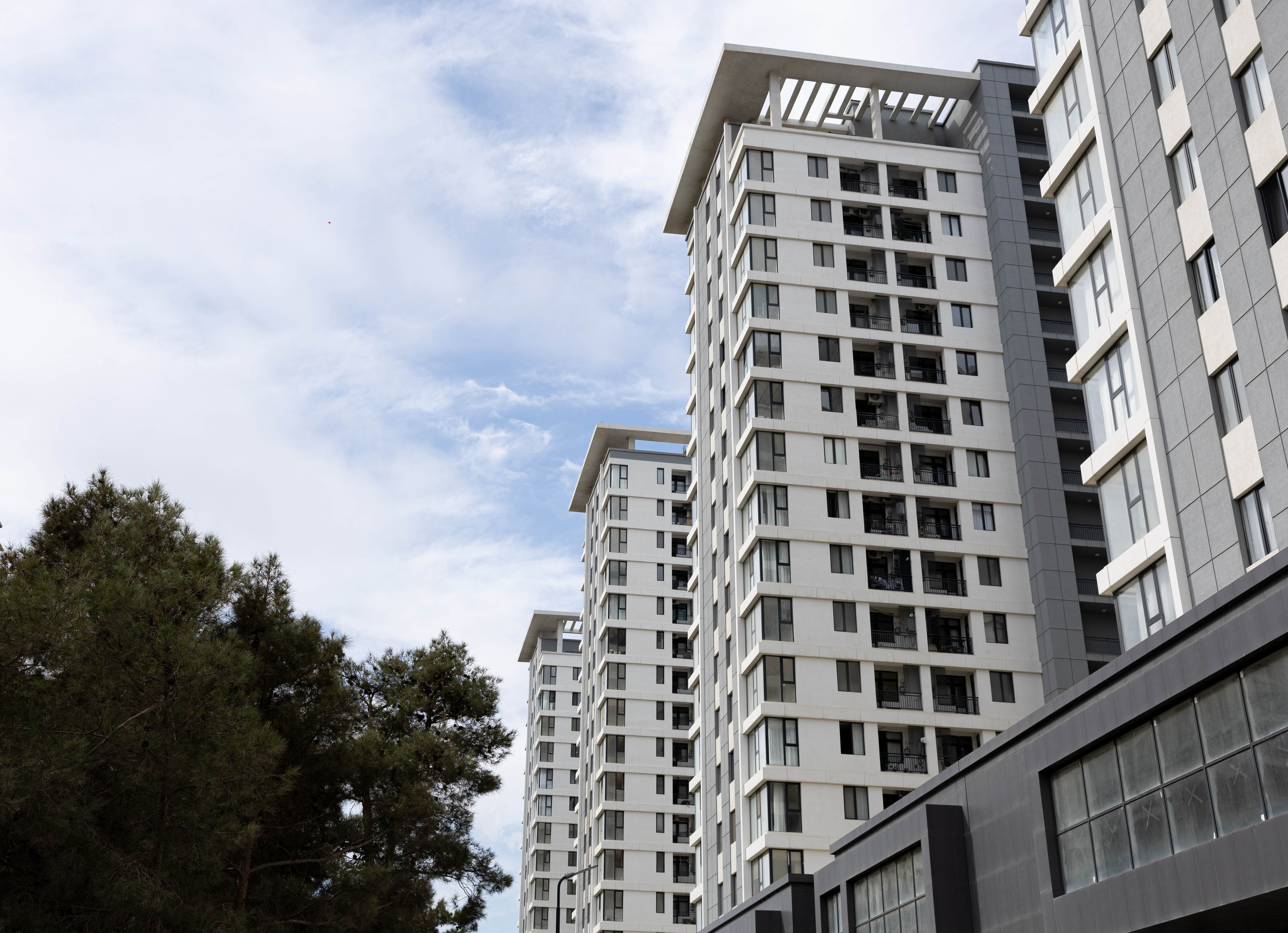 Avant Park yaşayış kompleksi sakinlərin istifadəsinə verilib - VİDEO