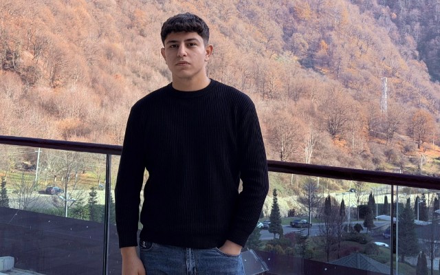 Mirmahmud Mirəlioğlunun ürəktutmadan ölən 18 yaşlı nəvəsinin FOTOSU