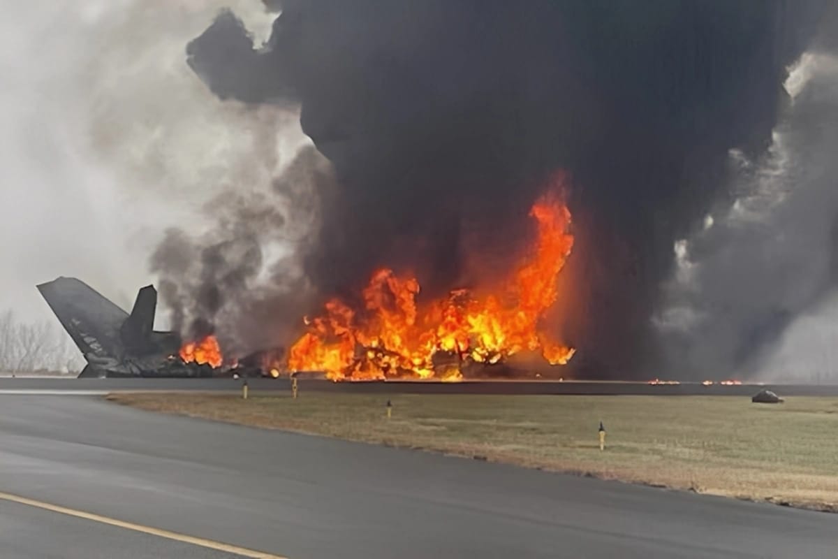 ABŞ-də təyyarə qəzaya uğradı: Həlak olanlar var