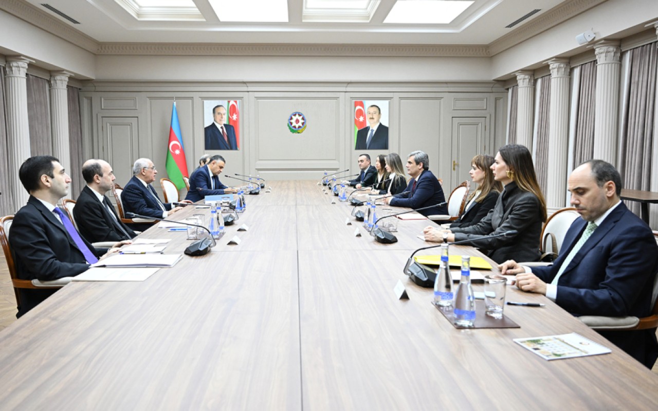 Əli Əsədov Monteneqro Baş nazirinin müavini ilə görüşdü