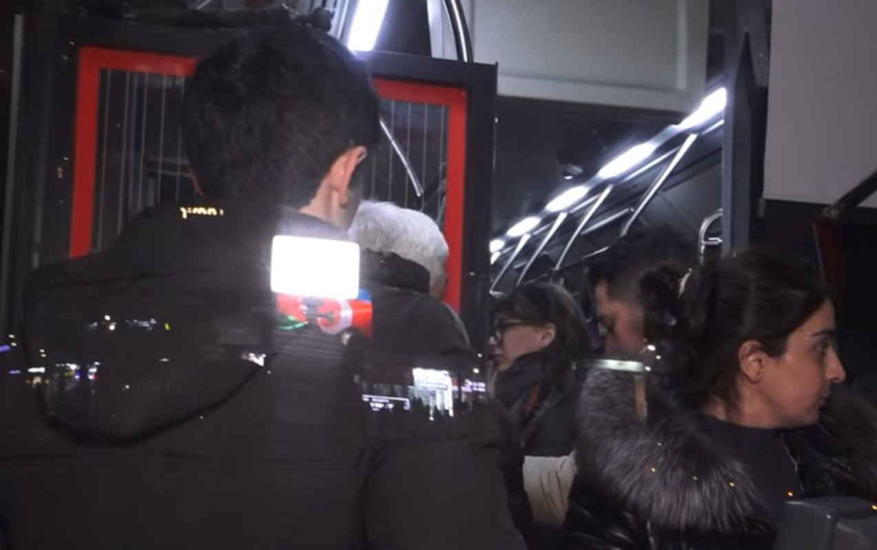 “Bir manat versək də, ayaq üstə gedirik” - Video