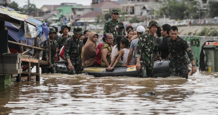 İndoneziyada daşqın nəticəsində ölənlərin sayı artdı